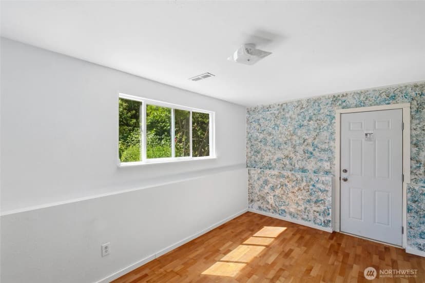 Property photo for 31229 10th Avenue S, Federal Way photo 18