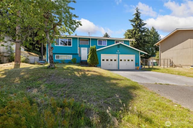 Property photo for 31229 10th Avenue S, Federal Way photo 2