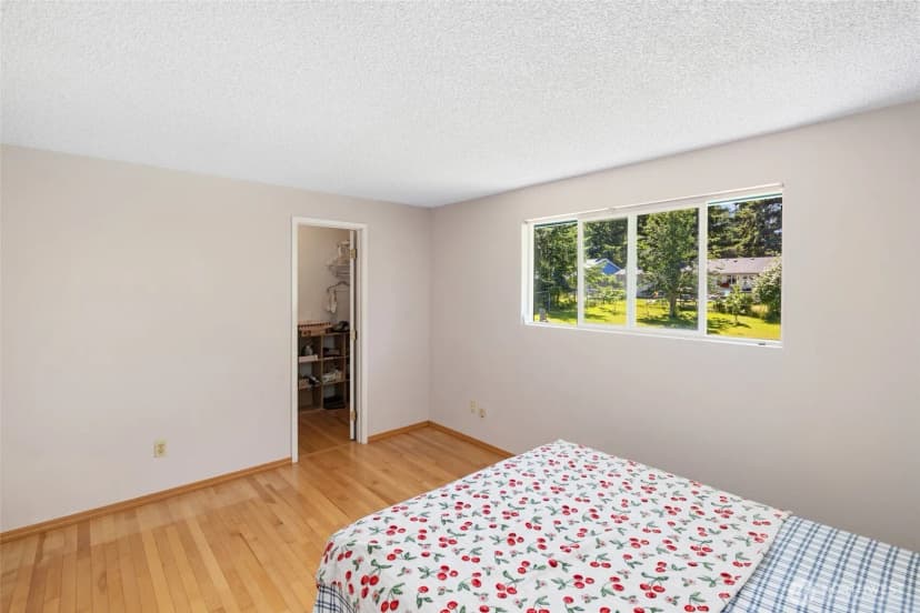 Property photo for 31229 10th Avenue S, Federal Way photo 11