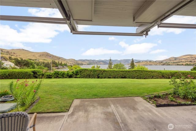 Property photo for 301 S 3rd Street #3, Chelan