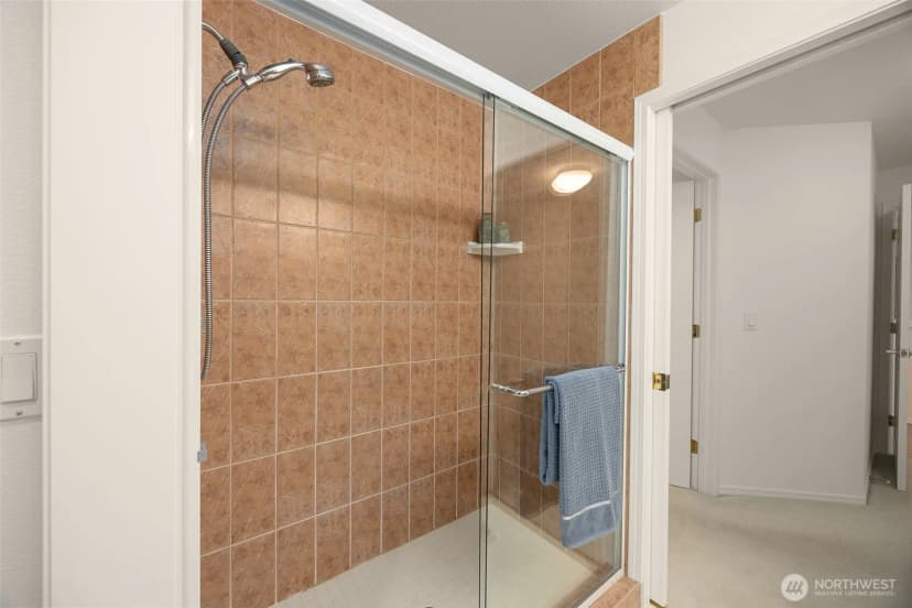 Property photo for 22760 Se 43rd Court #2617, Issaquah photo 20