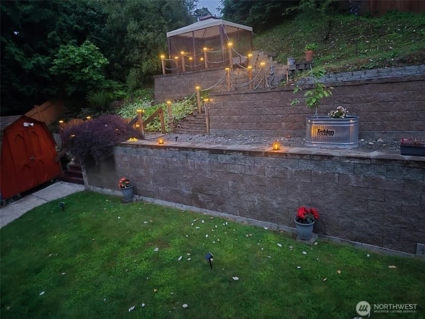 Property photo for 553 S 111th Street, Seattle photo 30