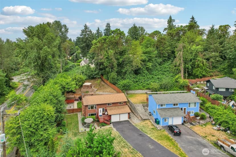 Property photo for 553 S 111th Street, Seattle photo 40