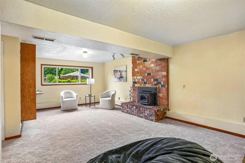 Property photo for 553 S 111th Street, Seattle photo 27