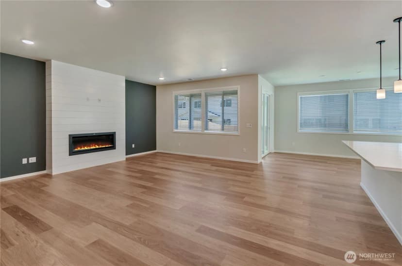 Property photo for 18216 37 Avenue Ct E, Tacoma photo 17