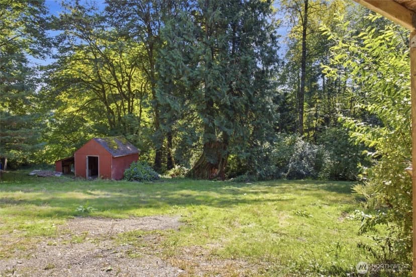 Property photo for 12932 231st Avenue Se, Issaquah photo 27