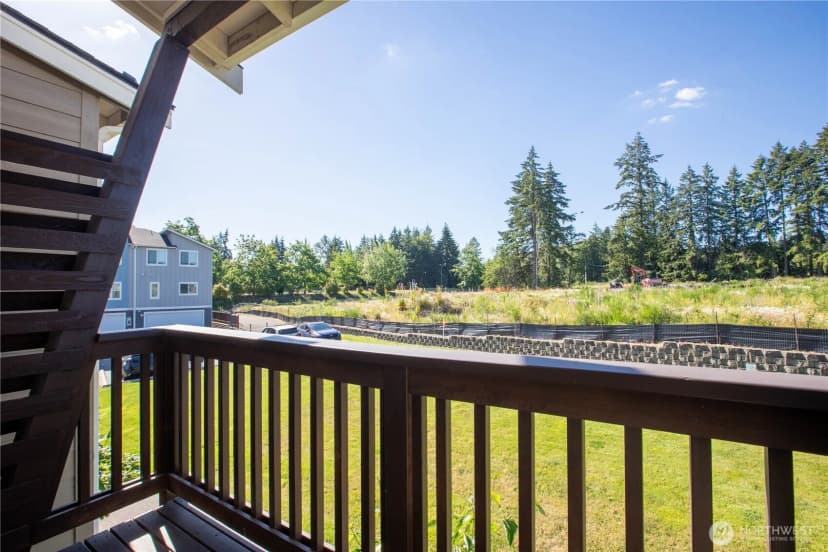 Property photo for 17527 110th Avenue E #d, Puyallup photo 30