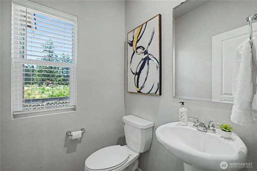 Property photo for 17527 110th Avenue E #d, Puyallup photo 17