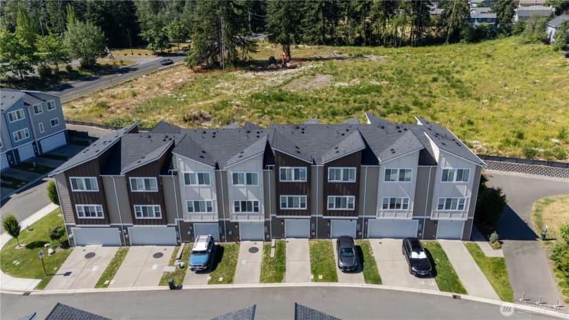 Property photo for 17527 110th Avenue E #d, Puyallup photo 35