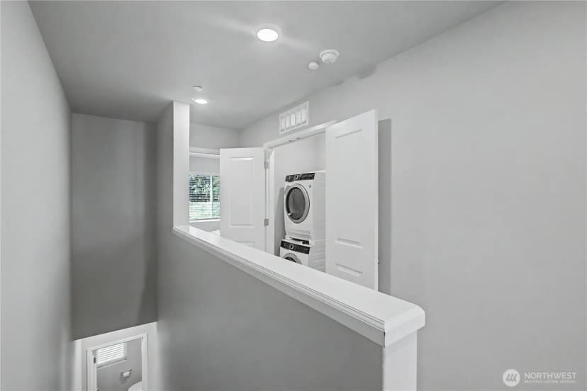 Property photo for 17527 110th Avenue E #d, Puyallup photo 18
