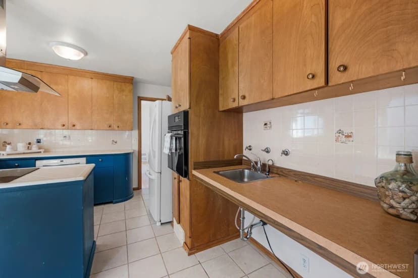 Property photo for 5508 31st Avenue Ne, Seattle photo 10