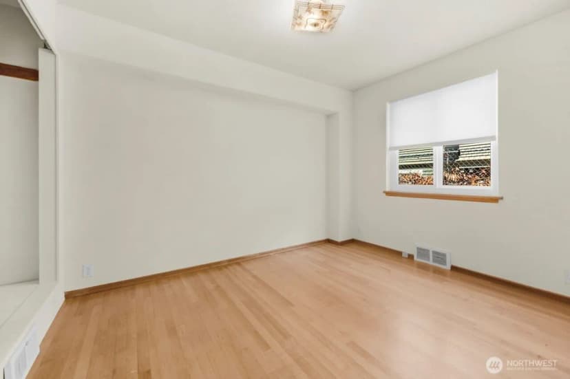 Property photo for 5508 31st Avenue Ne, Seattle photo 20
