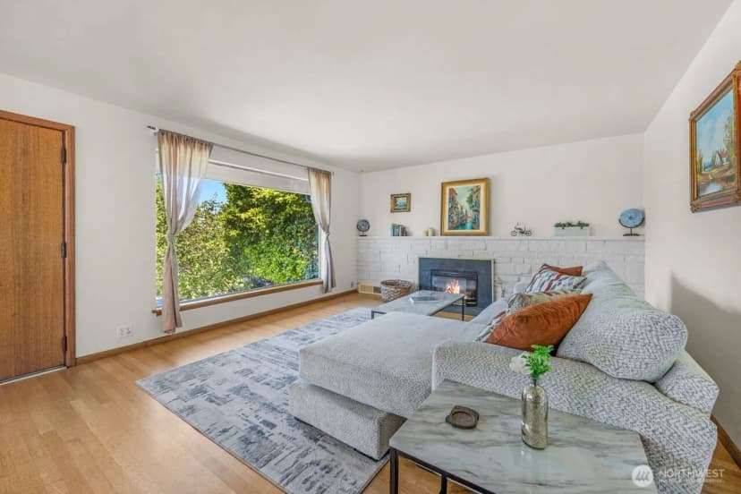 Property photo for 5508 31st Avenue Ne, Seattle photo 5