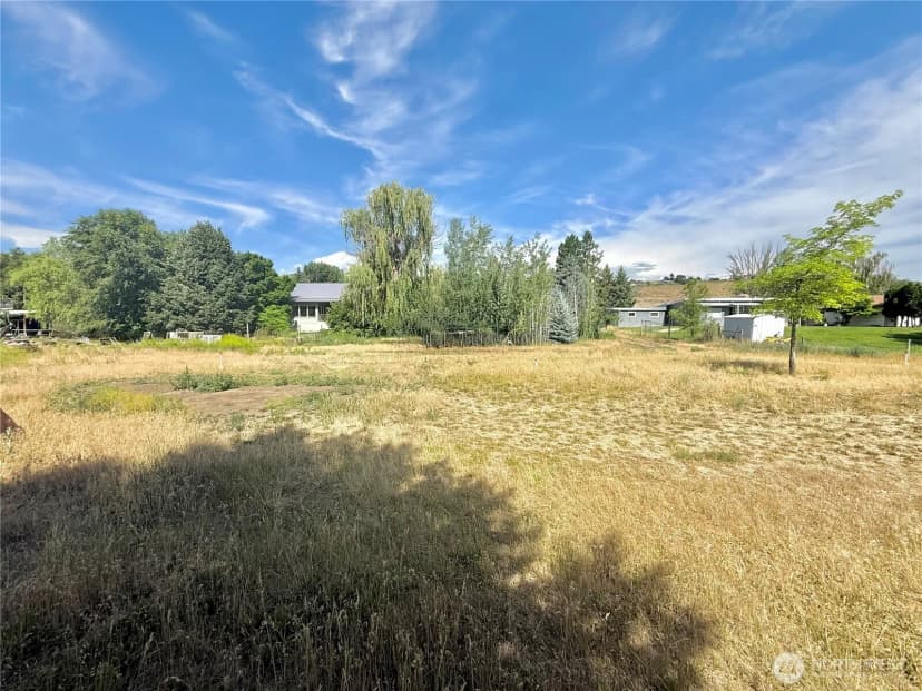 Property photo for 2050 James Avenue, Okanogan photo 32