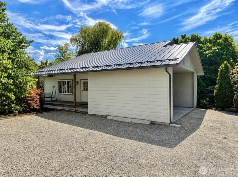 Property photo for 2050 James Avenue, Okanogan