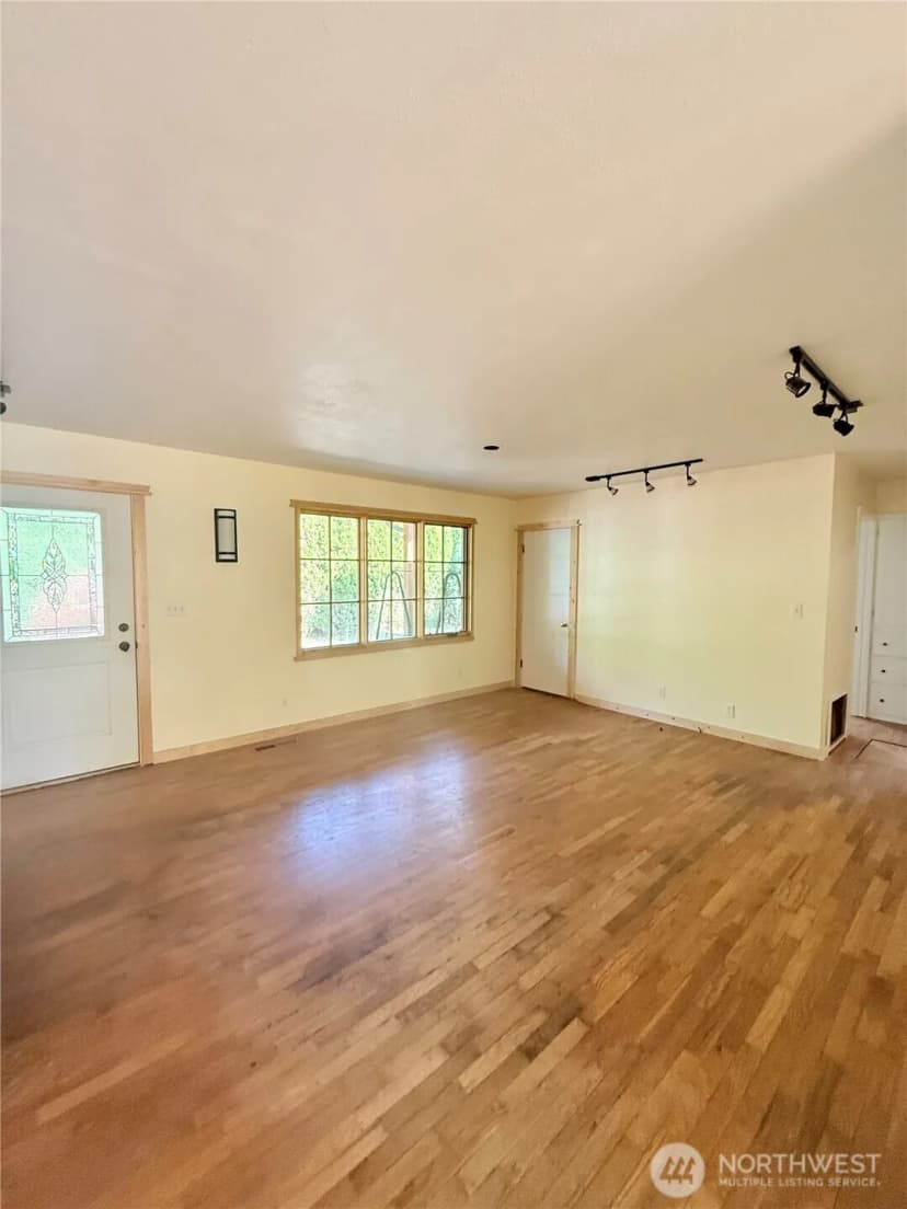 Property photo for 2050 James Avenue, Okanogan photo 11