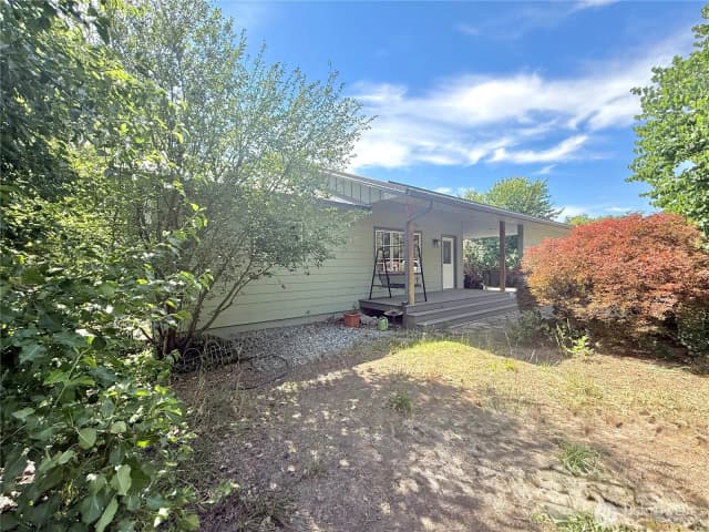 Property photo for 2050 James Avenue, Okanogan photo 3