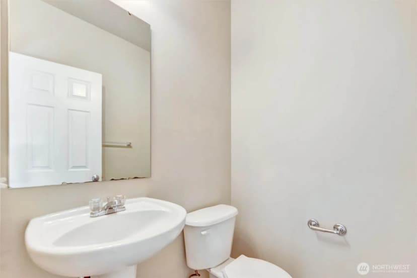 Property photo for 2426 Stafford Way, Bothell photo 8