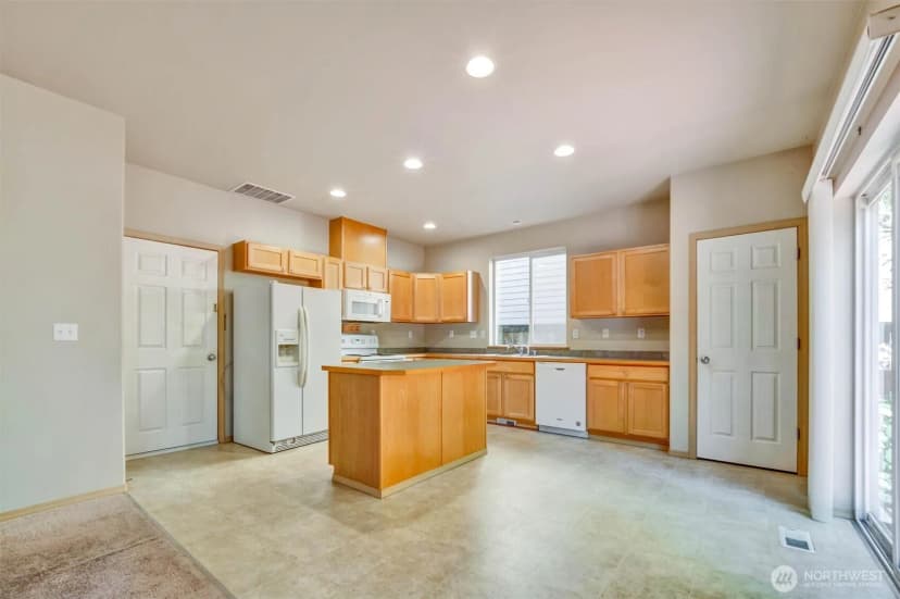 Property photo for 2426 Stafford Way, Bothell photo 13
