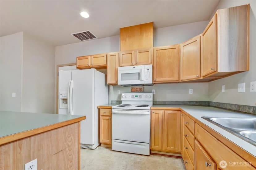 Property photo for 2426 Stafford Way, Bothell photo 17