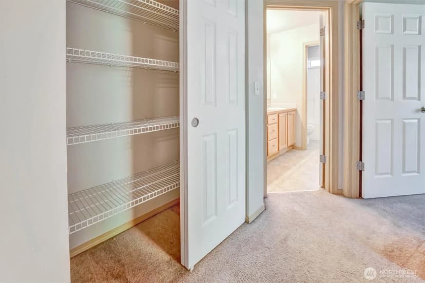 Property photo for 2426 Stafford Way, Bothell photo 30