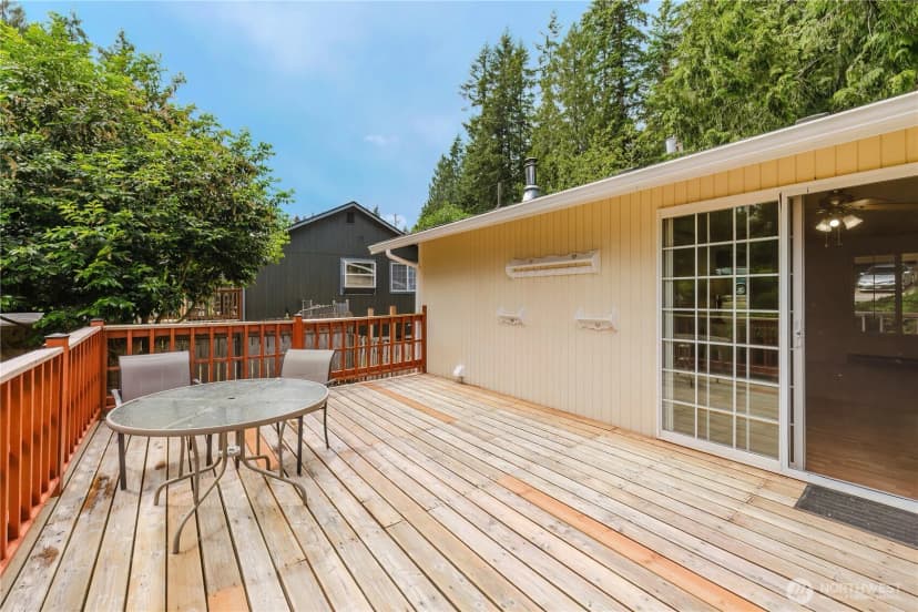 Property photo for 4014 Silver Lane Nw, Bremerton photo 30