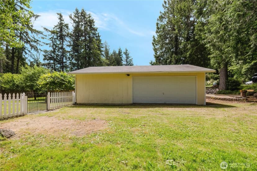 Property photo for 4014 Silver Lane Nw, Bremerton photo 35
