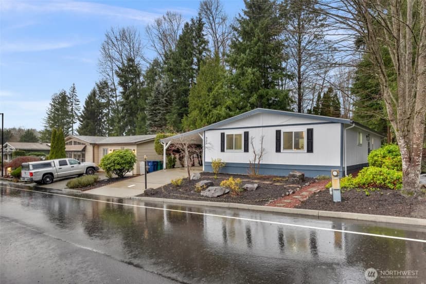 Property photo for 931 236th Place Sw, Bothell photo 22