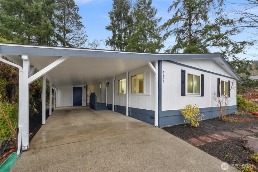 Property photo for 931 236th Place Sw, Bothell photo 3