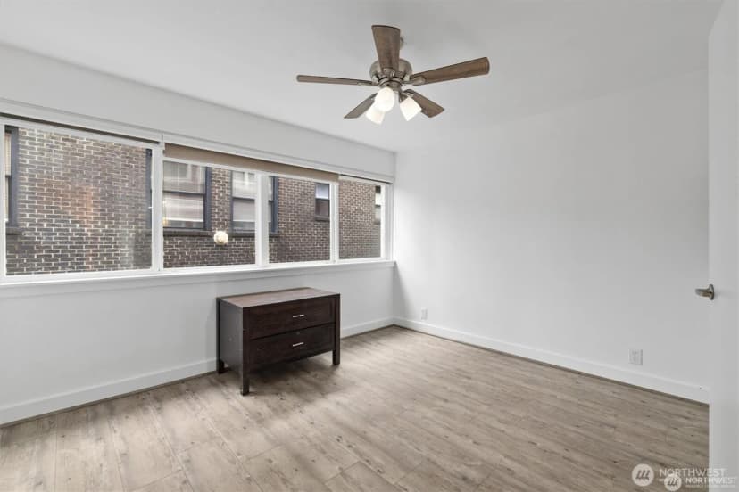 Property photo for 752 Bellevue Avenue E #202, Seattle photo 9