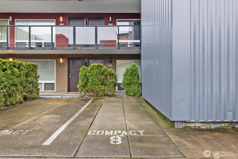 Property photo for 752 Bellevue Avenue E #202, Seattle photo 17