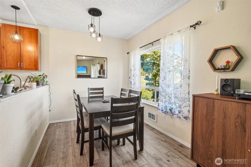 Property photo for 23301 Lakeview Drive #a101, Mountlake Terrace photo 10