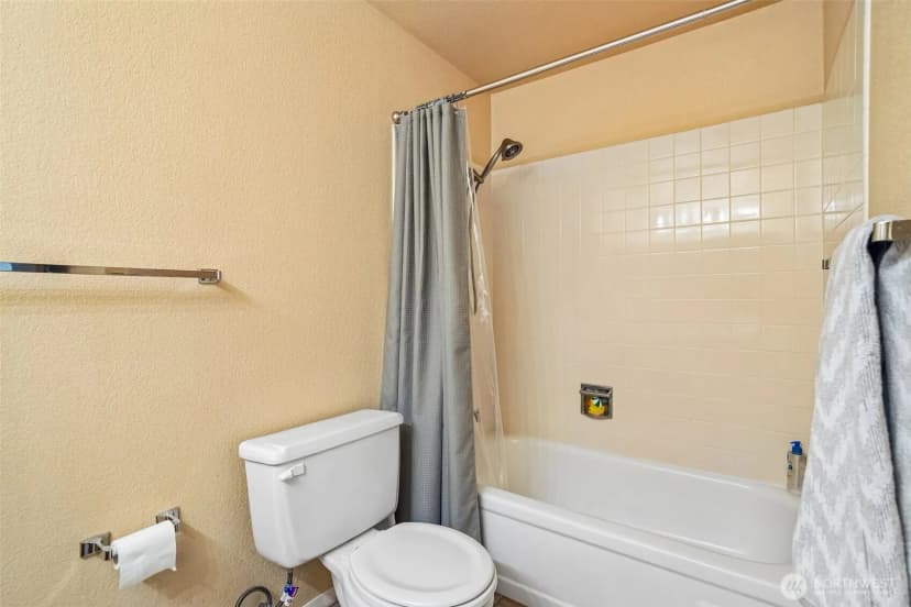 Property photo for 23301 Lakeview Drive #a101, Mountlake Terrace photo 16