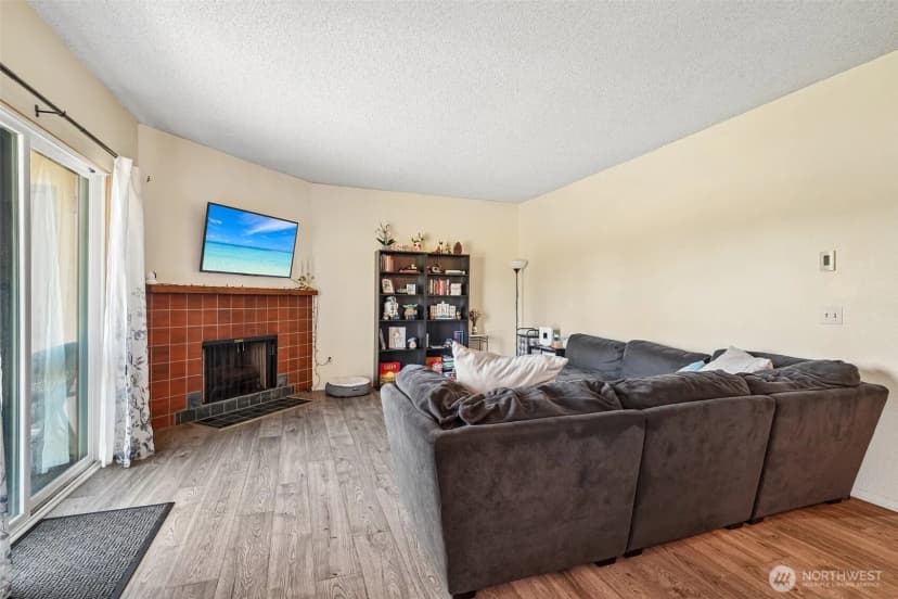 Property photo for 23301 Lakeview Drive #a101, Mountlake Terrace photo 8