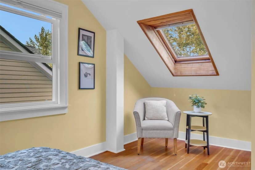 Property photo for 4836 38th Avenue Ne, Seattle photo 17