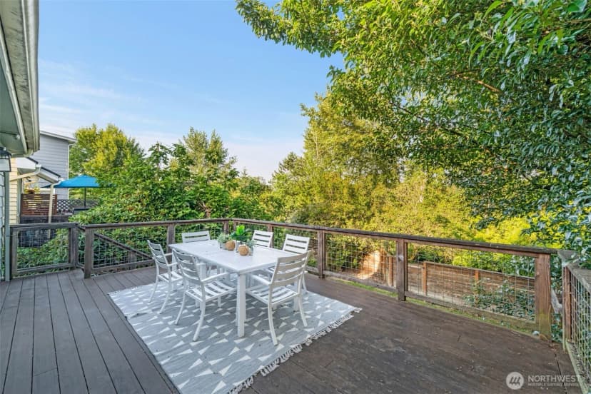Property photo for 4836 38th Avenue Ne, Seattle photo 23