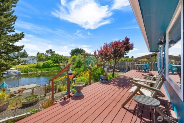 Property photo for 161 N Razor Clam Drive Sw, Ocean Shores