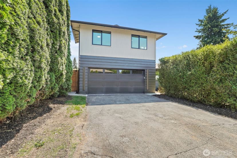 Property photo for 8209 Ne 144th Street, Kirkland photo 34