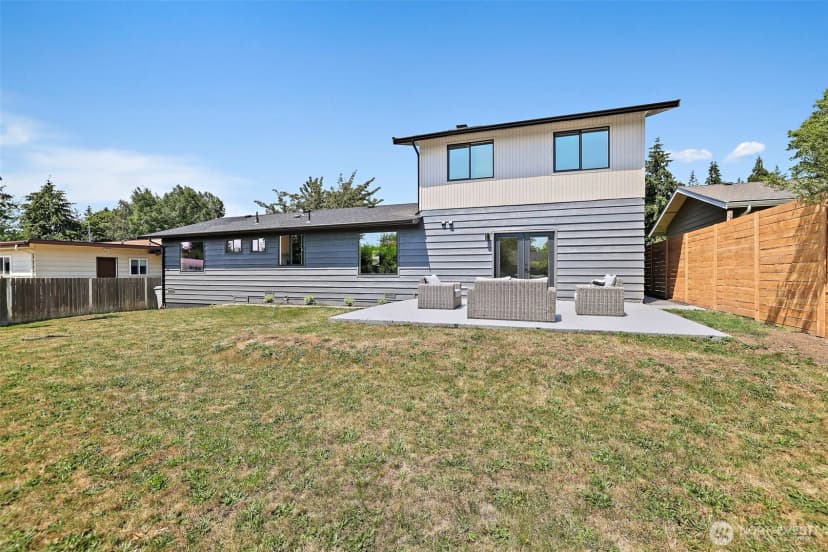 Property photo for 8209 Ne 144th Street, Kirkland photo 30