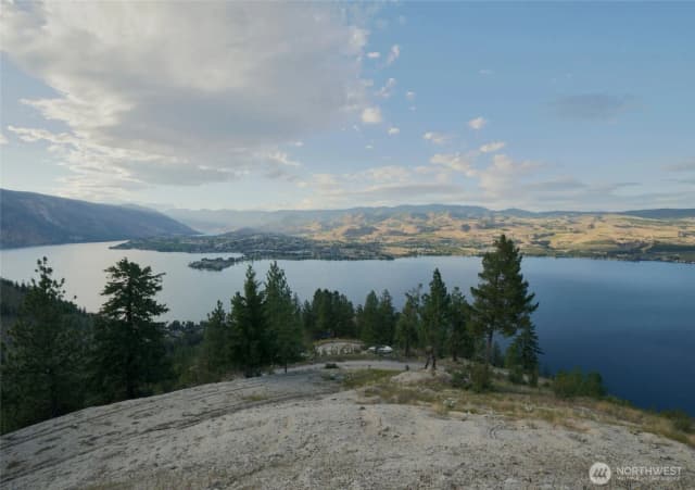 Property photo for 0 S Lakeshore Rd, Chelan photo 2