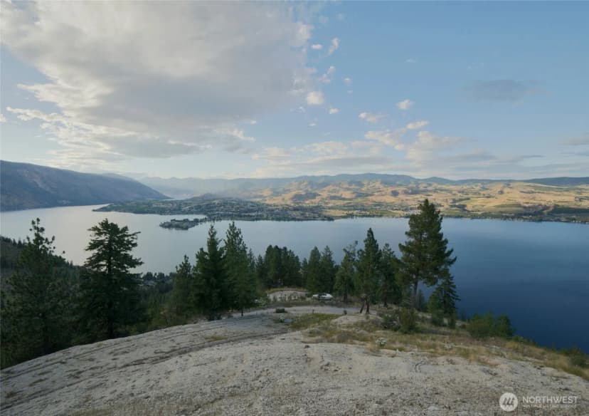 Property photo for 0 S Lakeshore Rd, Chelan photo 2