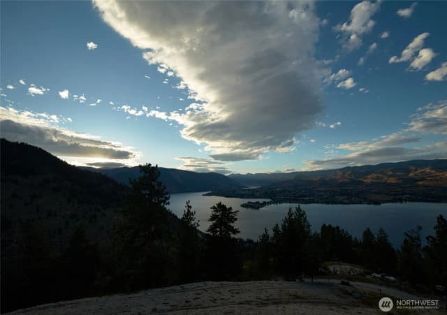 Property photo for 0 S Lakeshore Rd, Chelan photo 4