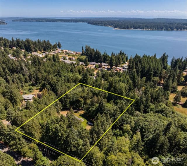 Property photo for 10360 Brownsville Highway Ne, Poulsbo photo 3