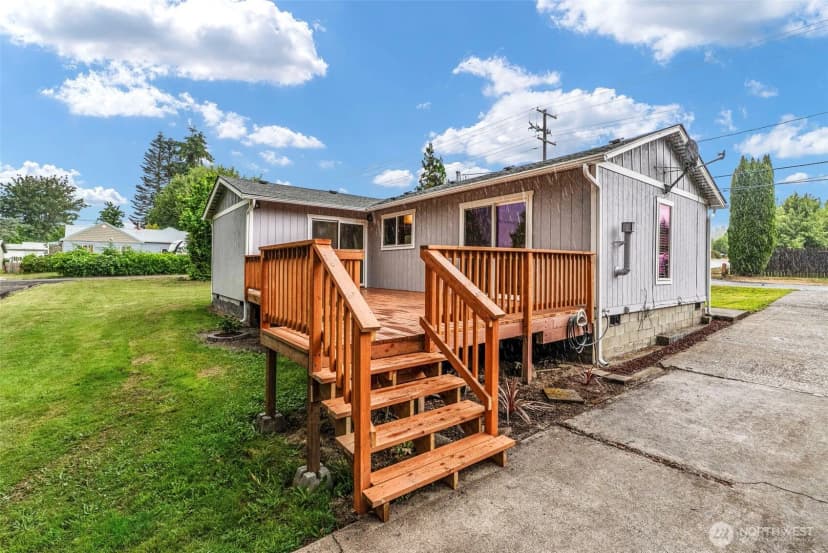 Property photo for 175 Jacobson Road, Cathlamet photo 3