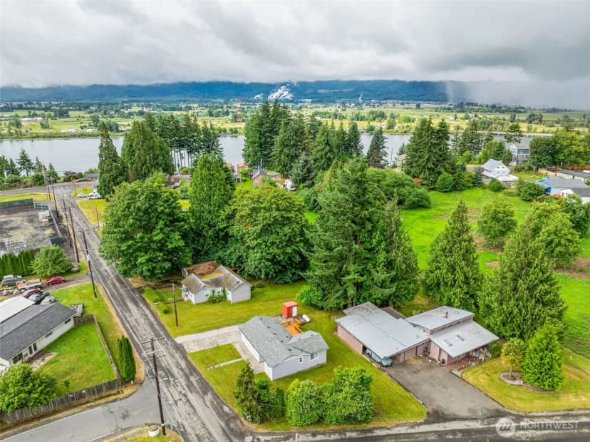 Property photo for 175 Jacobson Road, Cathlamet photo 8