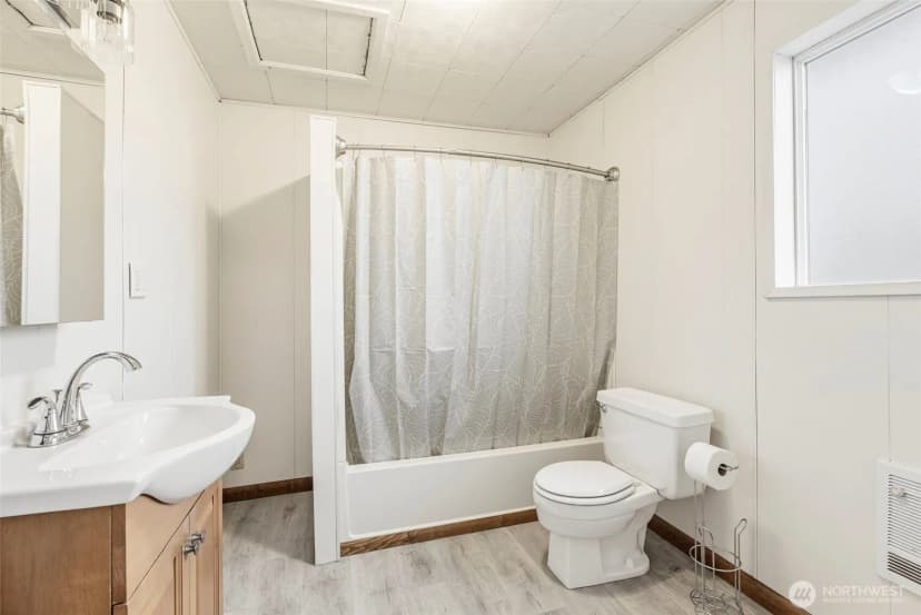 Property photo for 175 Jacobson Road, Cathlamet photo 21