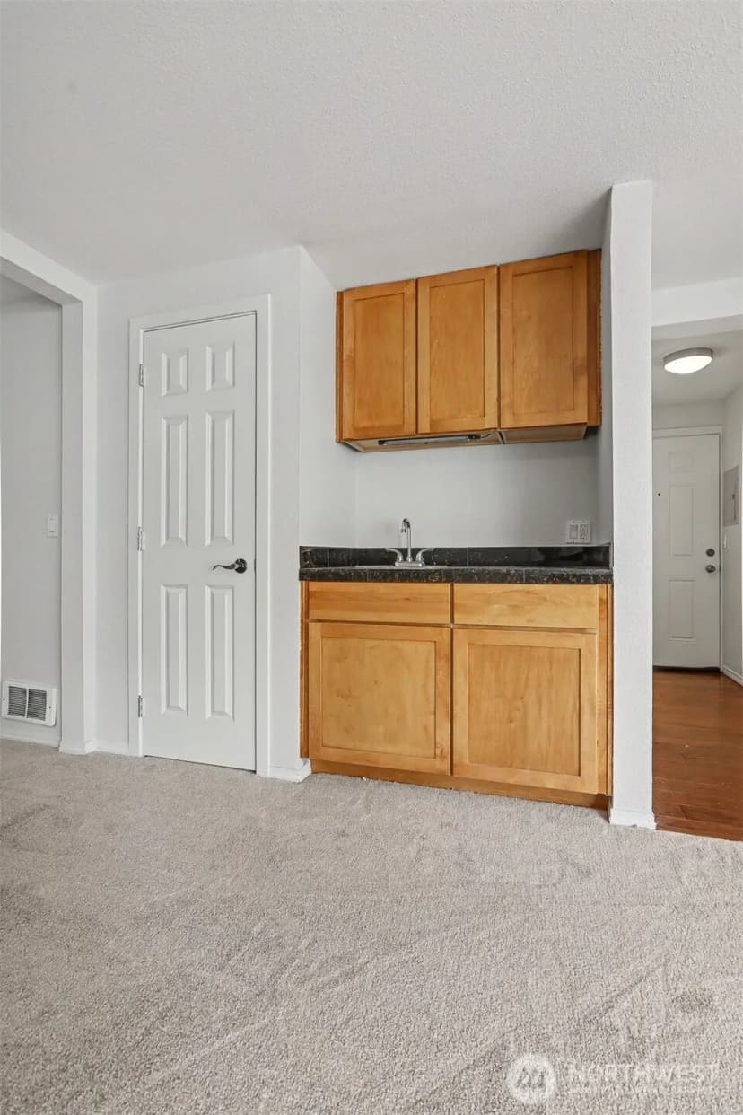 Property photo for 14300 32nd Avenue Ne #107, Seattle photo 20