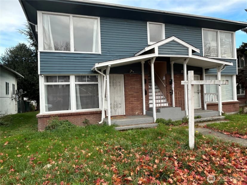 Property photo for 5050 Martin Luther King Jr Way S, Seattle