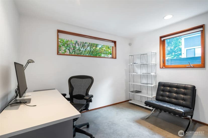 Property photo for 209 12th Ave E, Seattle photo 37