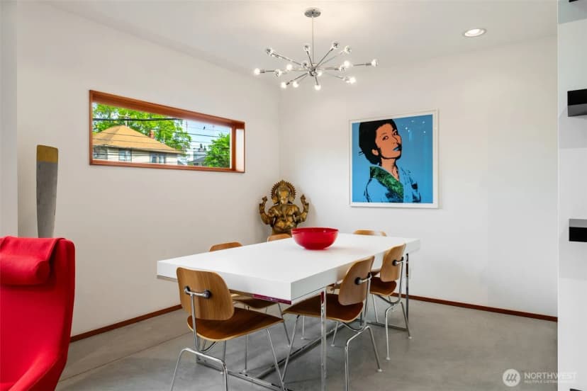 Property photo for 209 12th Ave E, Seattle photo 17